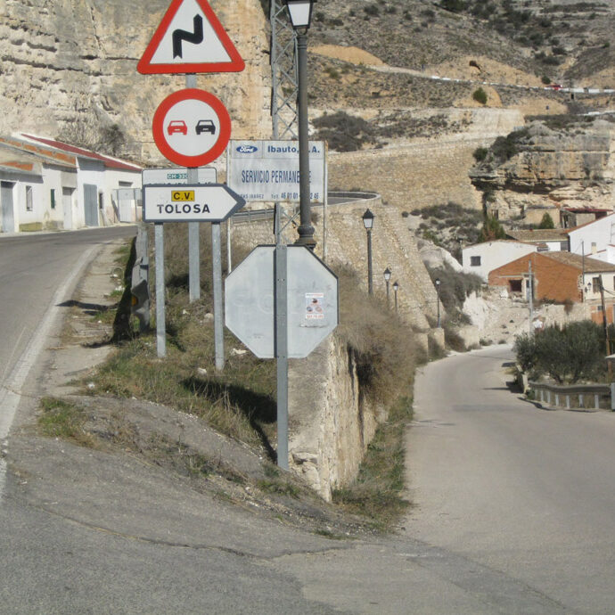 Casas Rurales Alcalá del Jücar, Casas Rurales Albacete, Casas Rurales con piscina Alcala del Júcar, cerca de Casas Rurales El Herrero, Finca los Olivos, Multiaventura Los Olivos, rio tranquilo