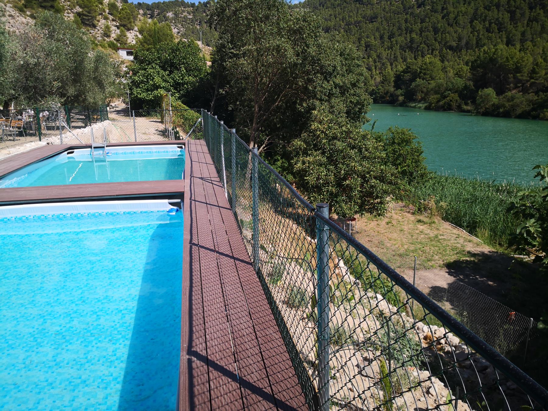 Casas Rurales Alcalá del Jücar, Casas Rurales Albacete, Casas Rurales con piscina Alcala del Júcar, cerca de Casas Rurales El Herrero, Finca los Olivos, Multiaventura Los Olivos, rio tranquilo