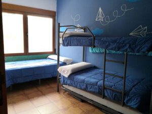 Habitación con literas