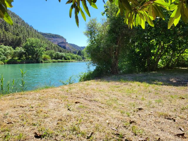 Casas Rurales Alcalá del Júcar, Casas Rurales Albacete, Casas Rurales con piscina Alcala del Júcar, cerca de Casas Rurales El Herrero, Finca los Olivos, Multiaventura Los Olivos, rio tranquilo