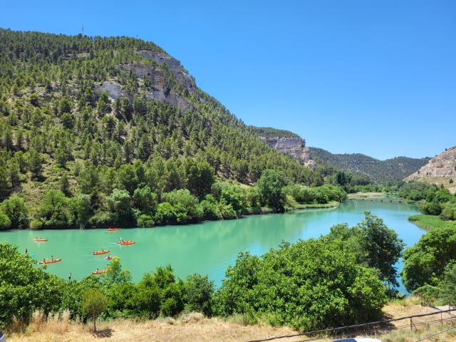 Casas Rurales Alcalá del Júcar, Casas Rurales Albacete, Casas Rurales con piscina Alcala del Júcar, cerca de Casas Rurales El Herrero, Finca los Olivos, Multiaventura Los Olivos, rio tranquilo