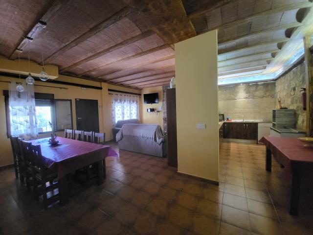 20220619_190934 (640x480)